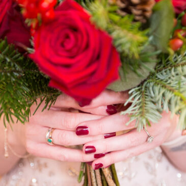 5 Perfect Winter Wedding Colours
