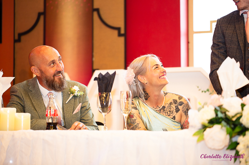 Natural unposed wedding photography at The Earl of Doncaster by Charlotte Elizabeth Photography