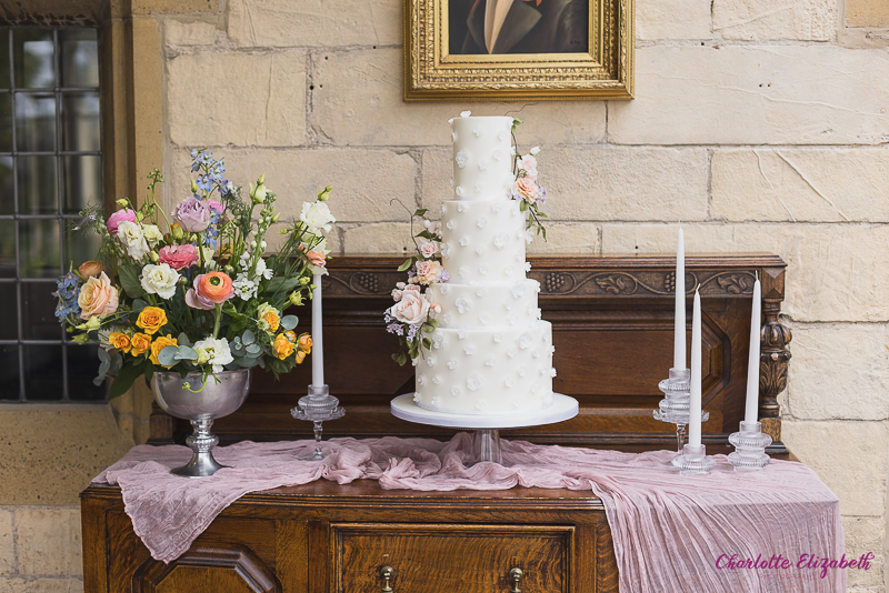 Bridgerton wedding cake inspiration at Rogerthorpe Manor